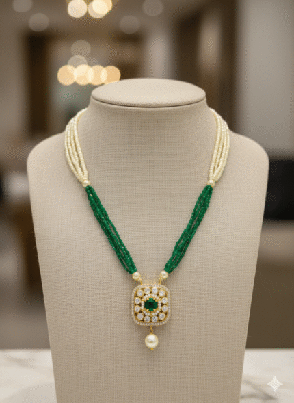 Timeless Quadrate Pendant Necklace with Pearls and Emerald Beads