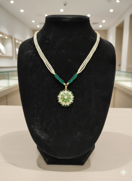 The Emerald Bloom & Pearl Delight Necklace