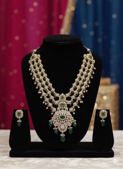 Regal Emerald & Polki Grandeur Set